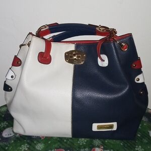Red and white blue purse brand RARE good condition with keychain